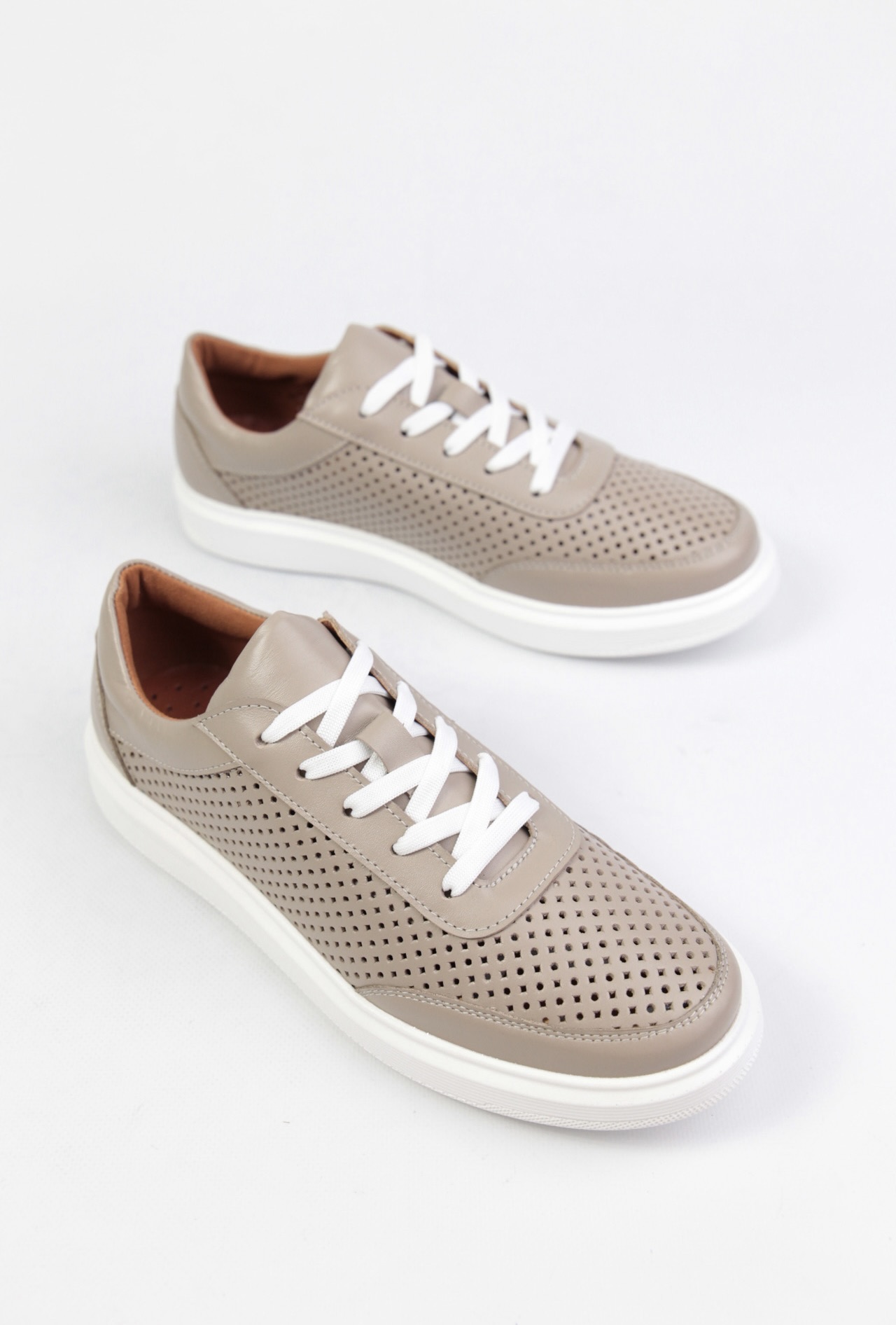 картинка Кеды кожаные Benito от магазина Pratik