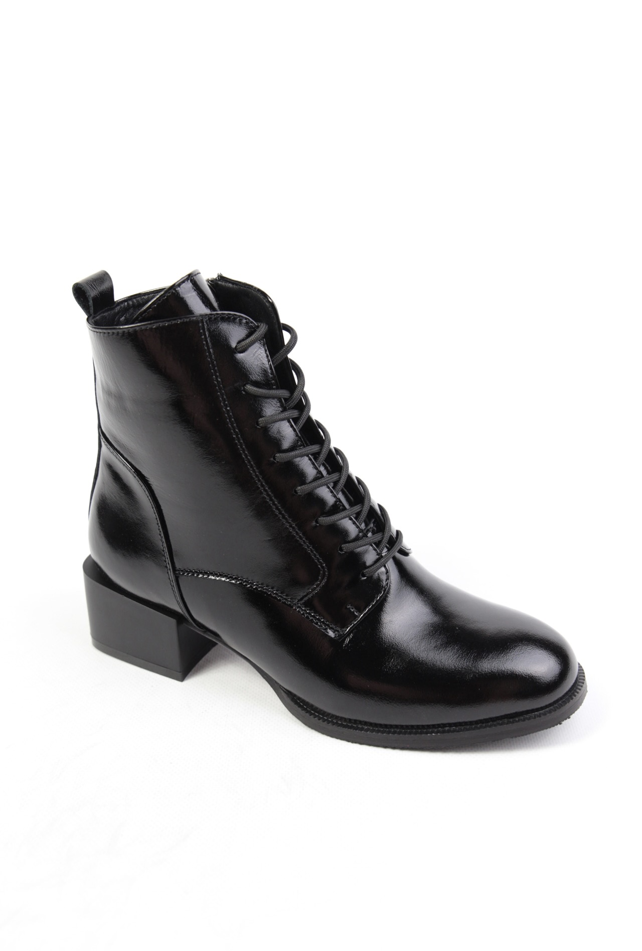 картинка Ботильоны кожаные Benito от магазина Pratik