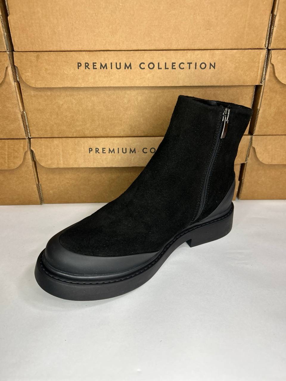 картинка Ботинки замшевые Benito от магазина Pratik