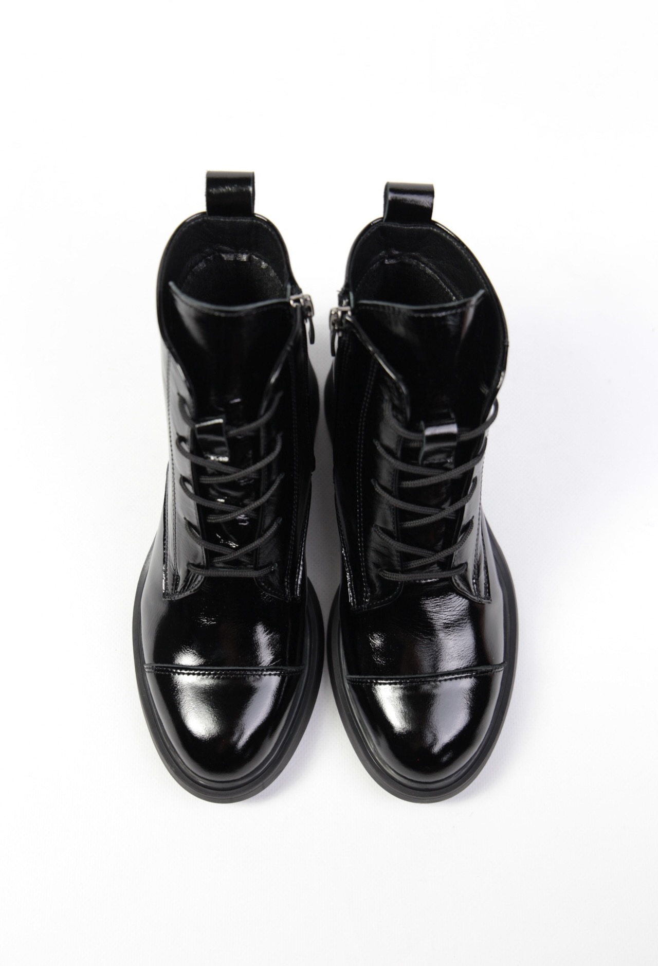 картинка Ботинки кожаные Benito от магазина Pratik