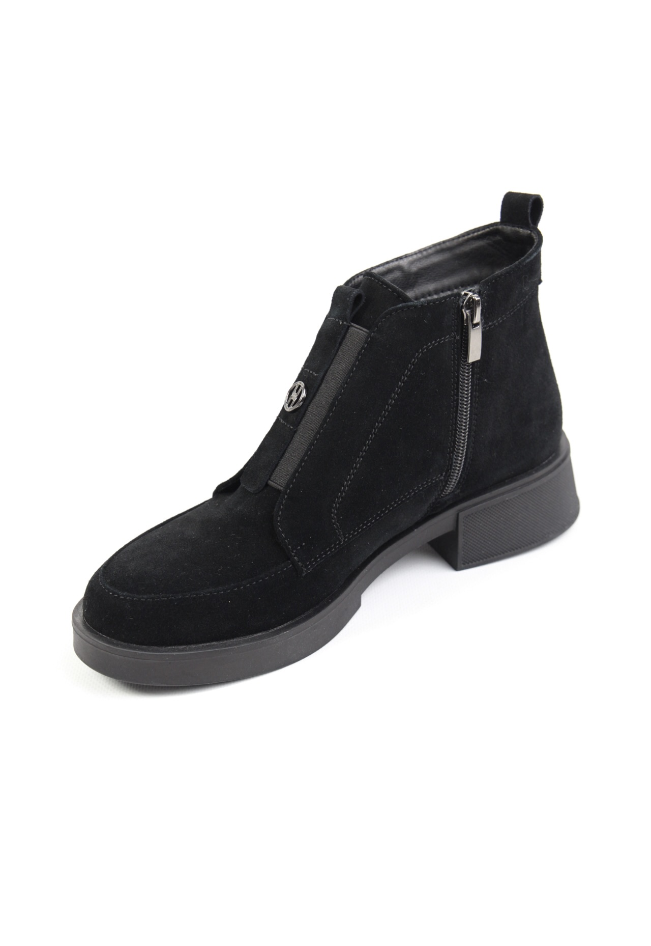 картинка Ботинки замшевые Benito от магазина Pratik