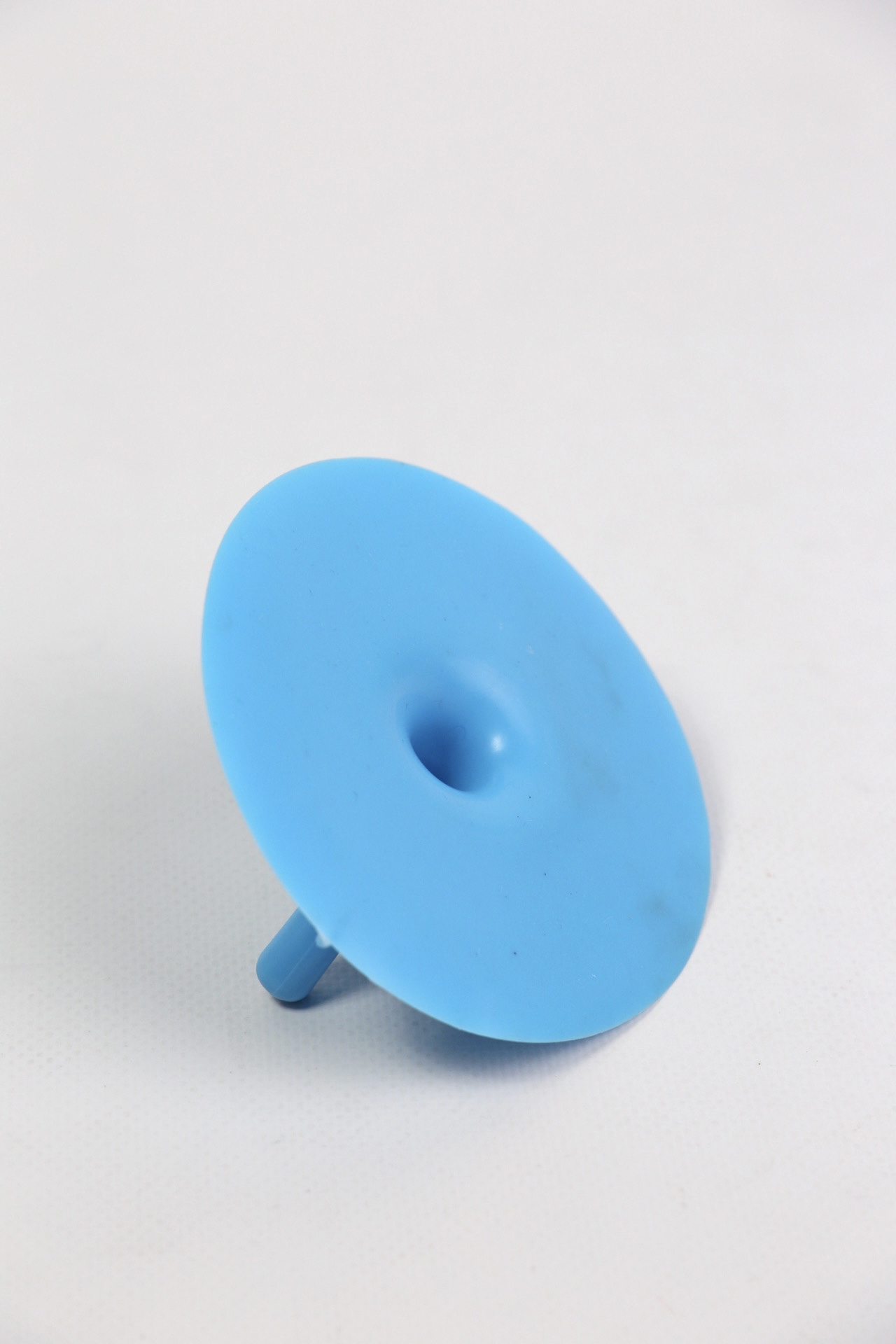 картинка Пробка для ванны и раковины силиконовая, Синяя от магазина Pratik