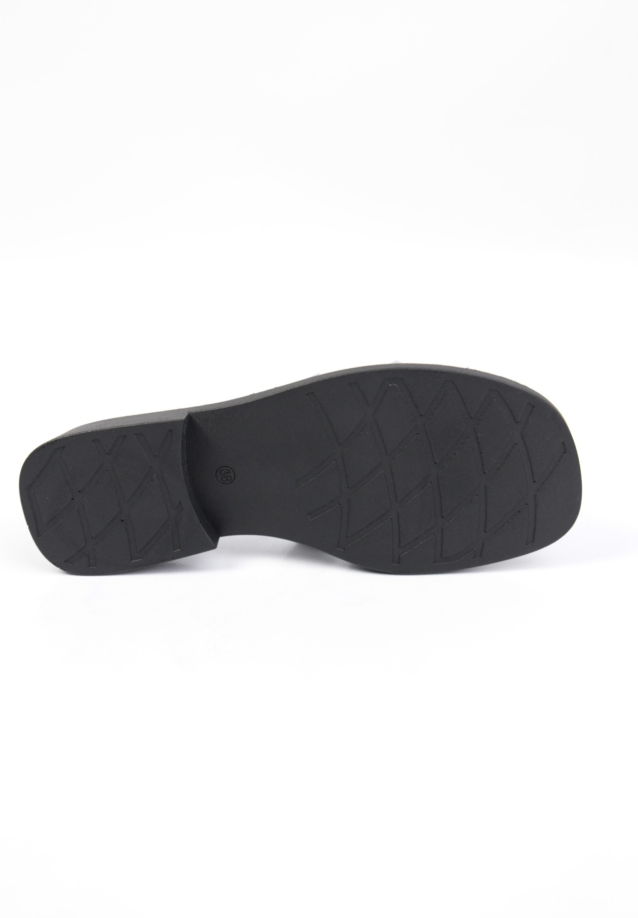 картинка Шлепанцы кожаные Benito от магазина Pratik