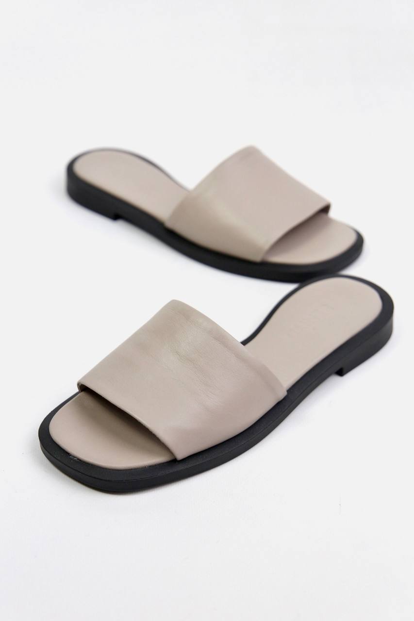 картинка Шлепанцы кожаные Benito от магазина Pratik