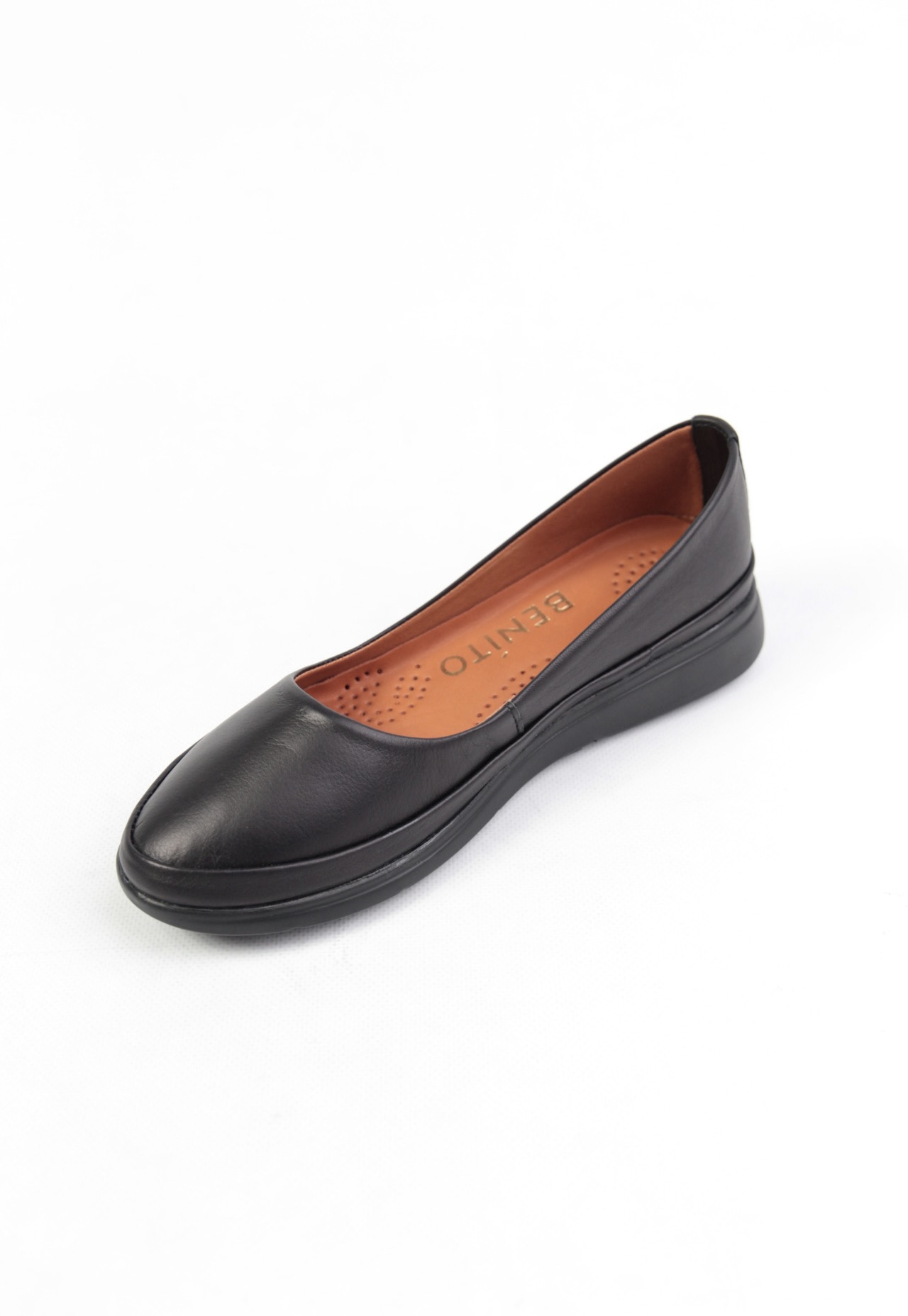 картинка Балетки кожаные Benito от магазина Pratik