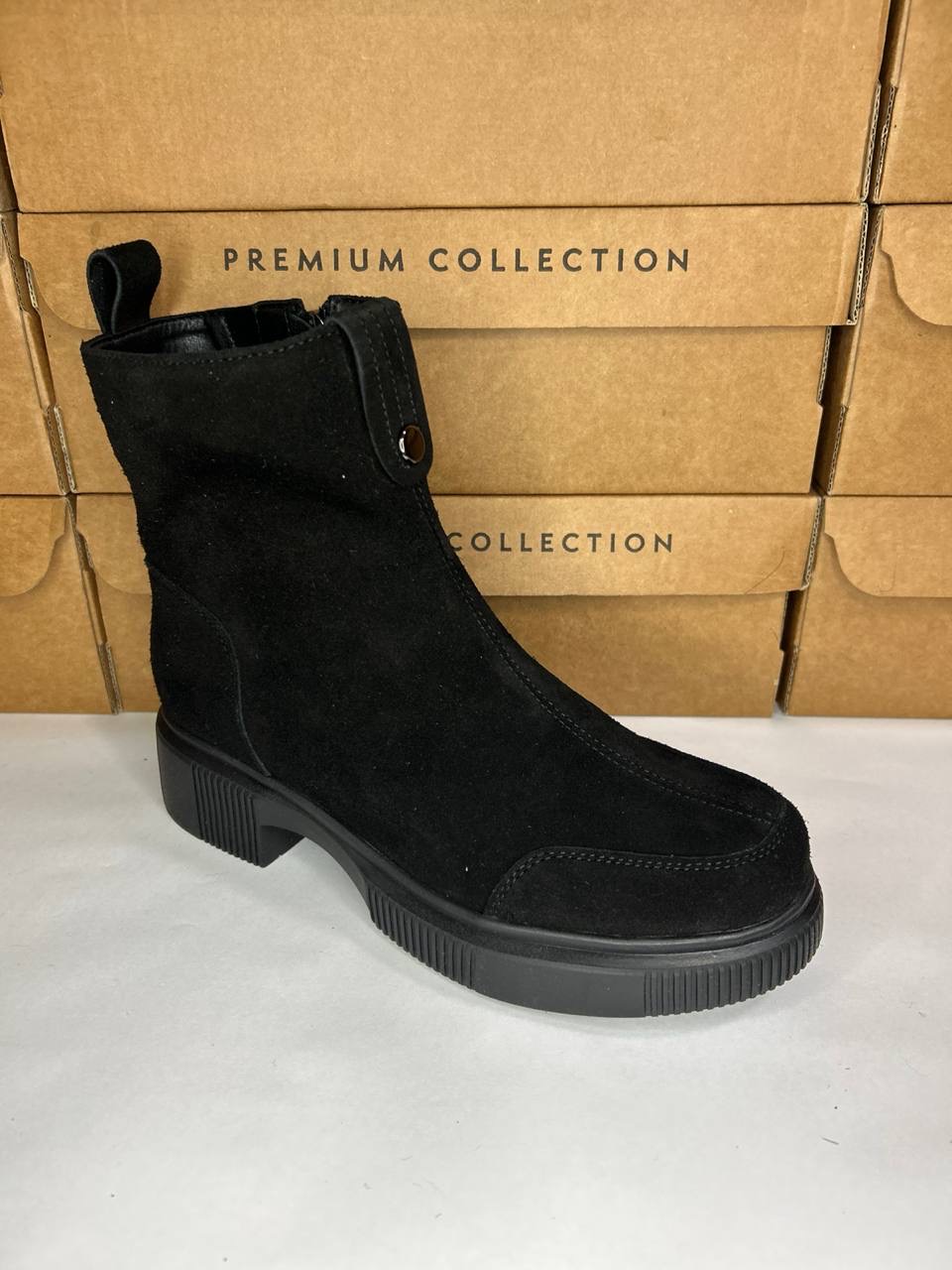 картинка Ботинки замшевые Benito от магазина Pratik