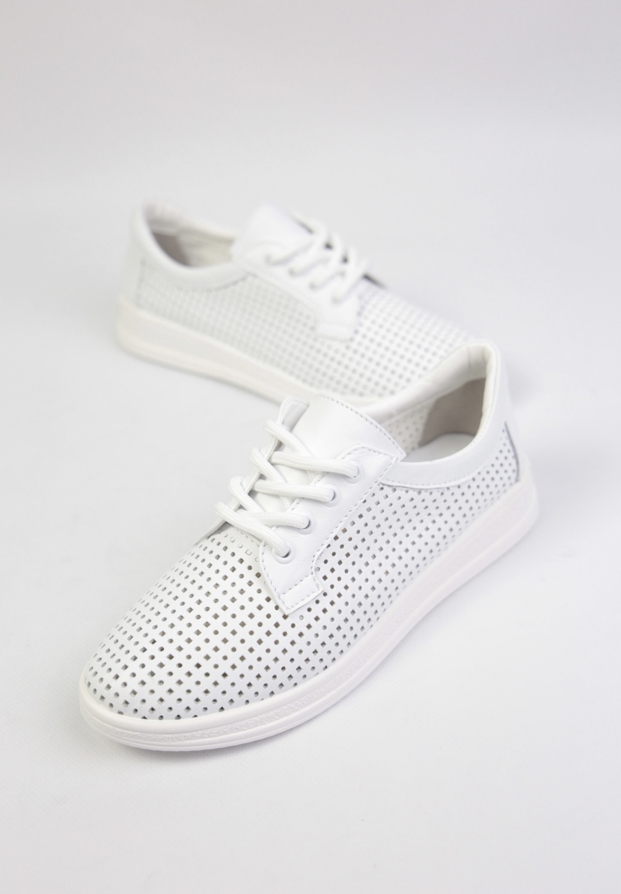 картинка Кеды кожаные Benito от магазина Pratik