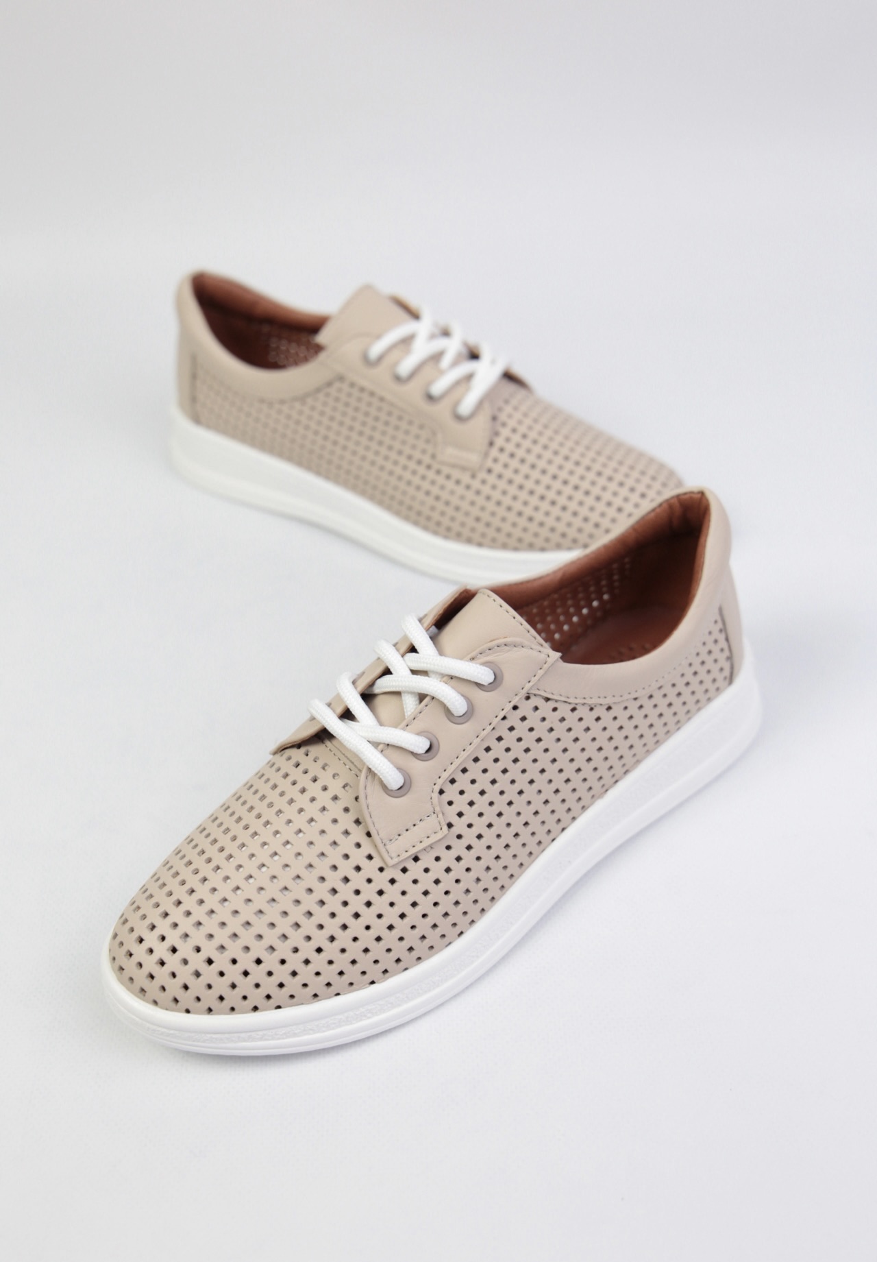 картинка Кеды кожаные Benito от магазина Pratik