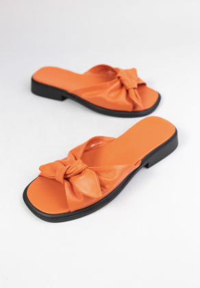 Шлепанцы кожаные Benito 0072/76 new- фото 1 - интернет-магазин обуви Pratik