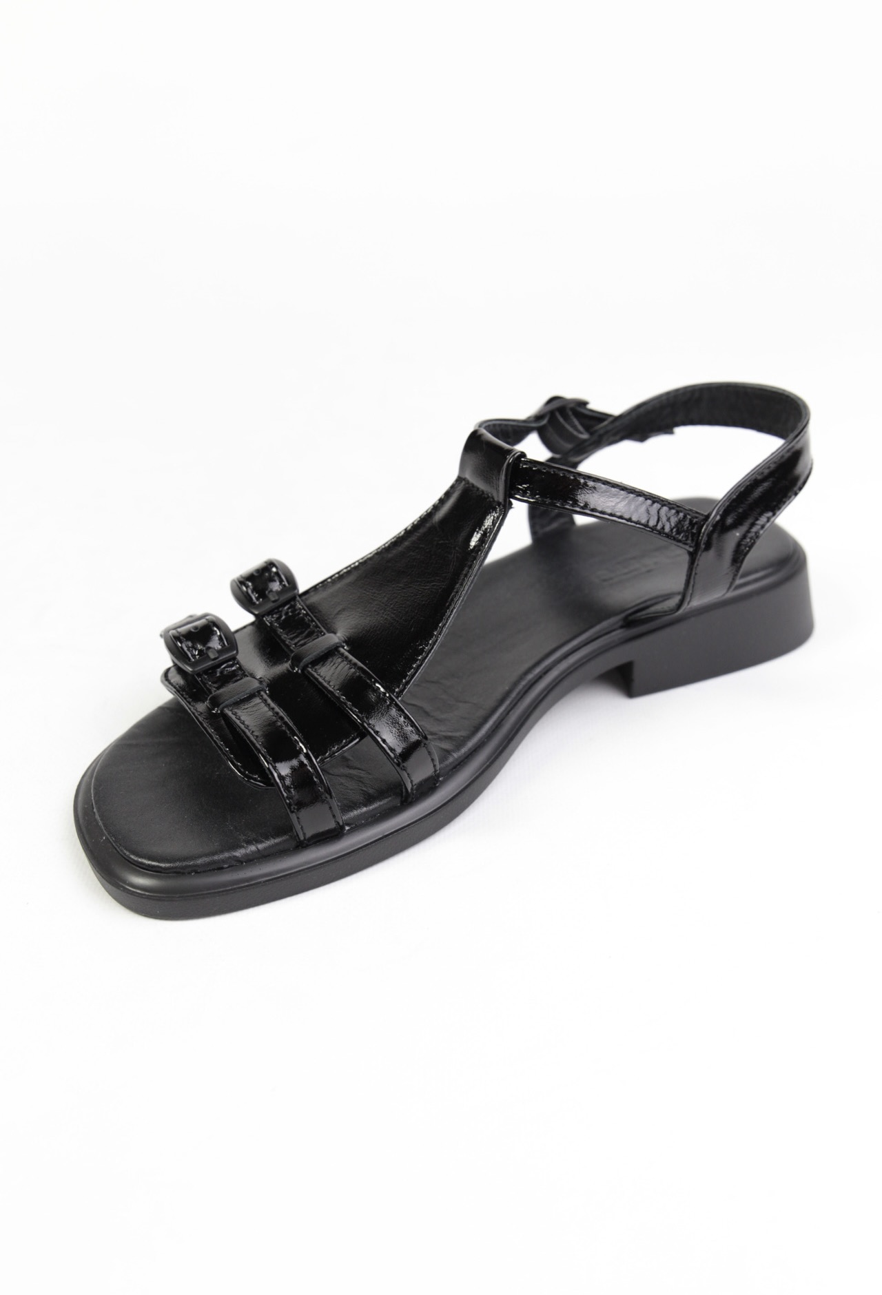 картинка Сандалии кожаные Benito от магазина Pratik