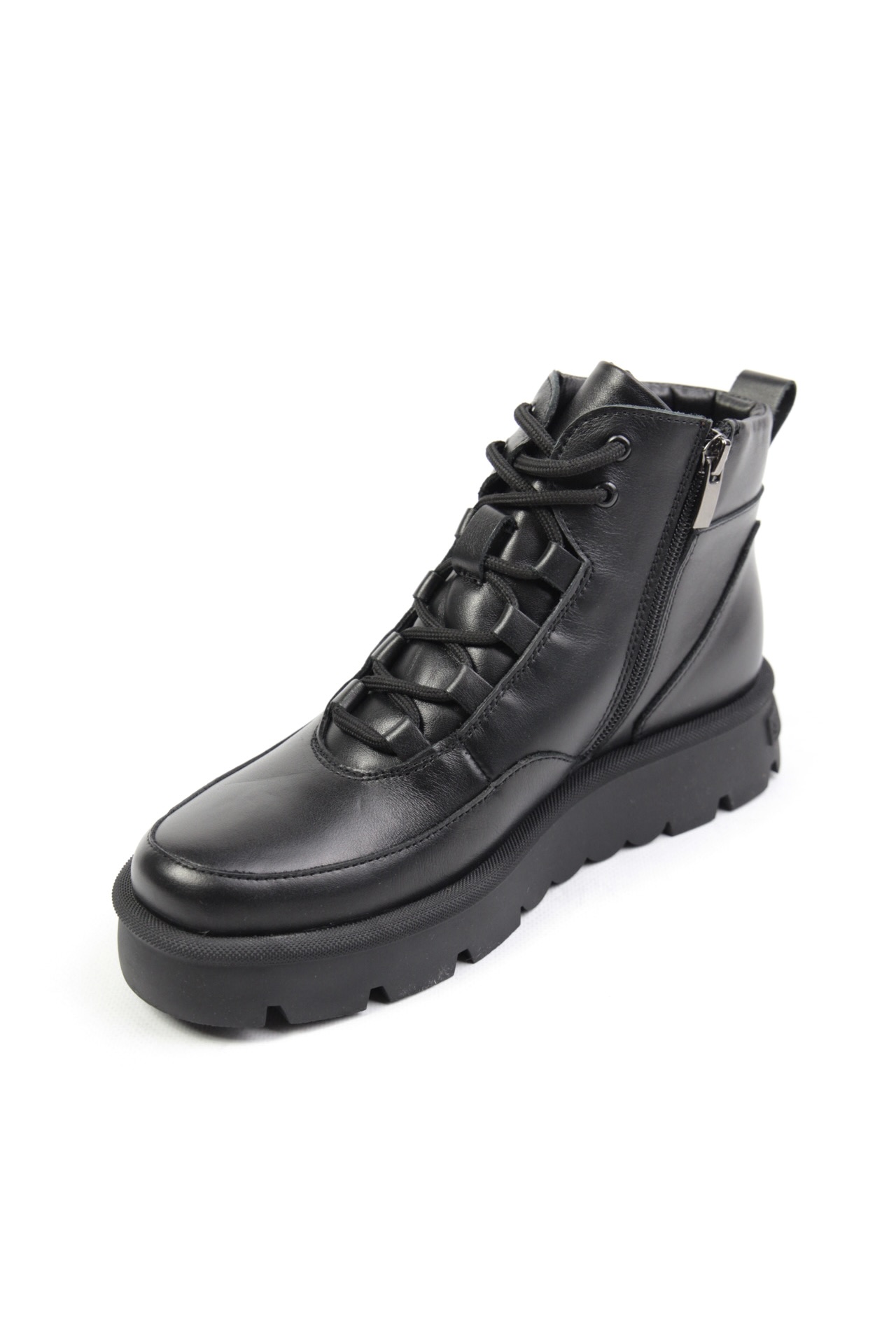 картинка Ботинки кожаные Benito от магазина Pratik