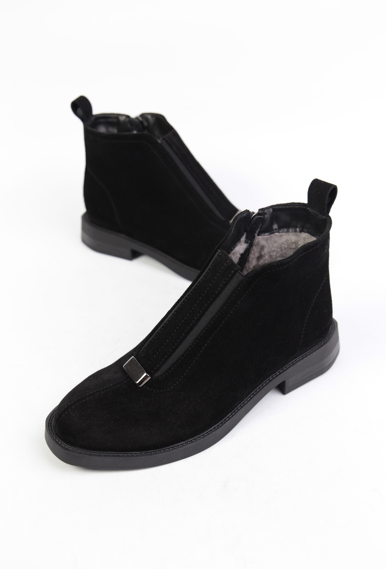 картинка Ботинки замшевые Benito от магазина Pratik