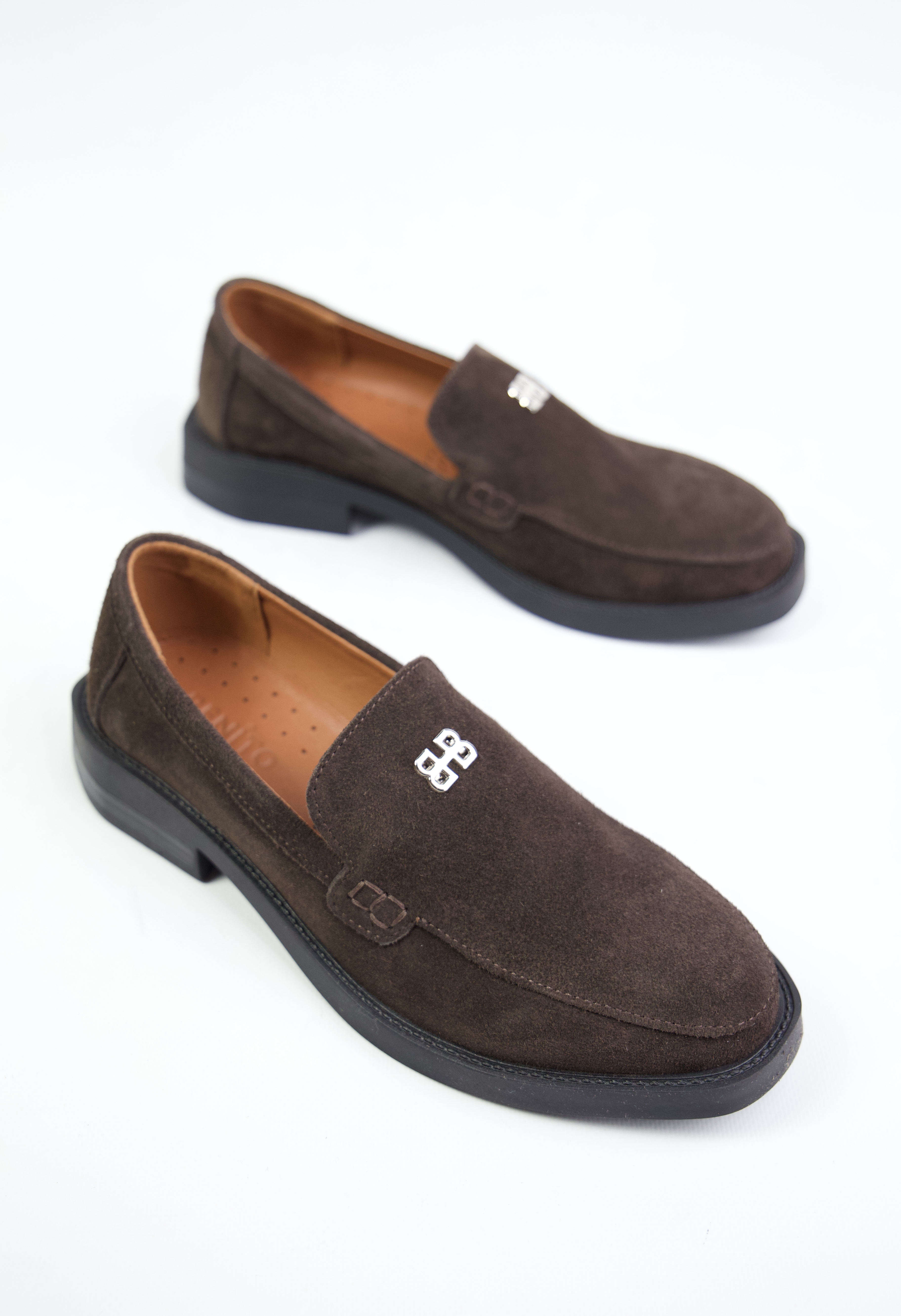 картинка Лоферы замшевые Benito от магазина Pratik