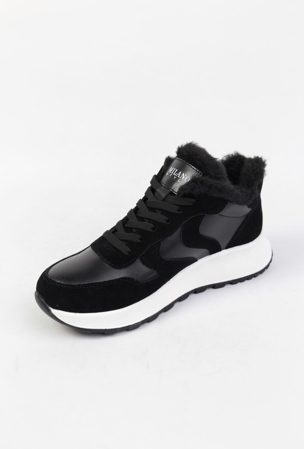 картинка Ботинки замшевые Benito от магазина Pratik