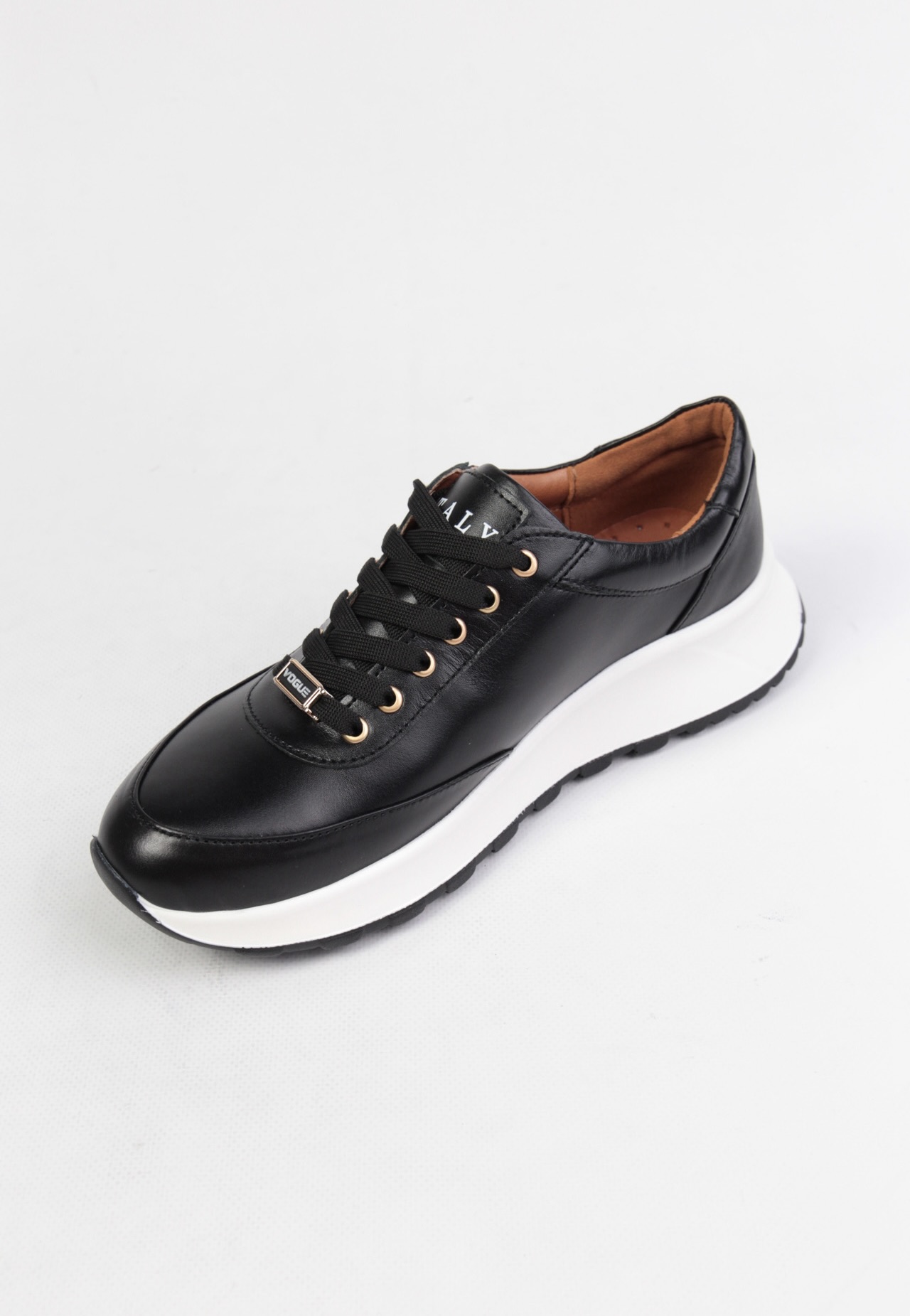 картинка Кроссовки кожаные Benito от магазина Pratik