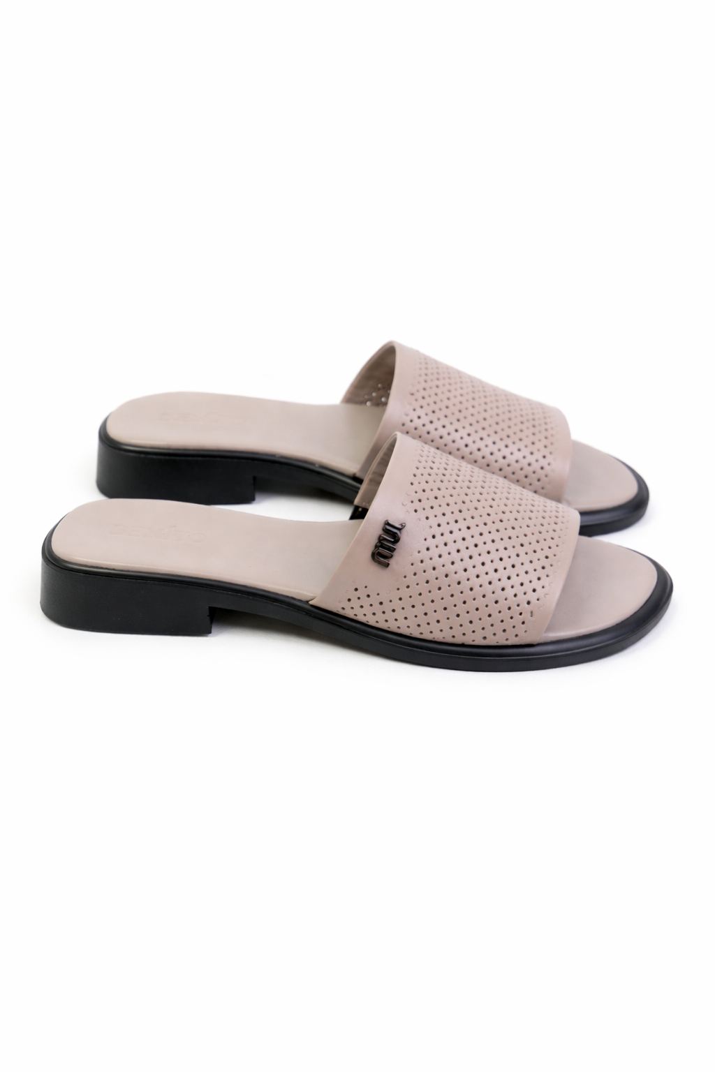 картинка Шлепанцы кожаные Benito от магазина Pratik