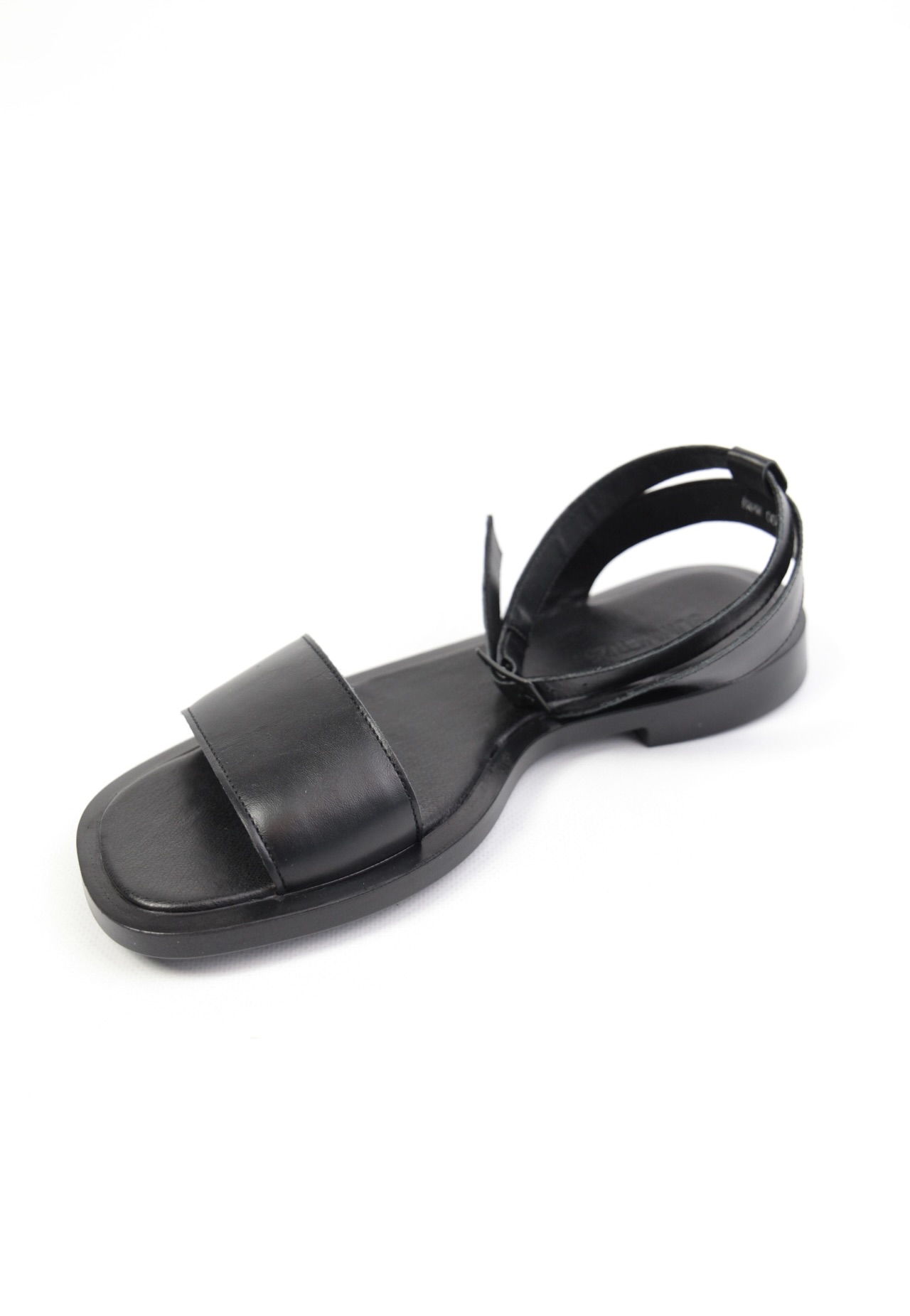 картинка Сандалии кожаные Benito от магазина Pratik