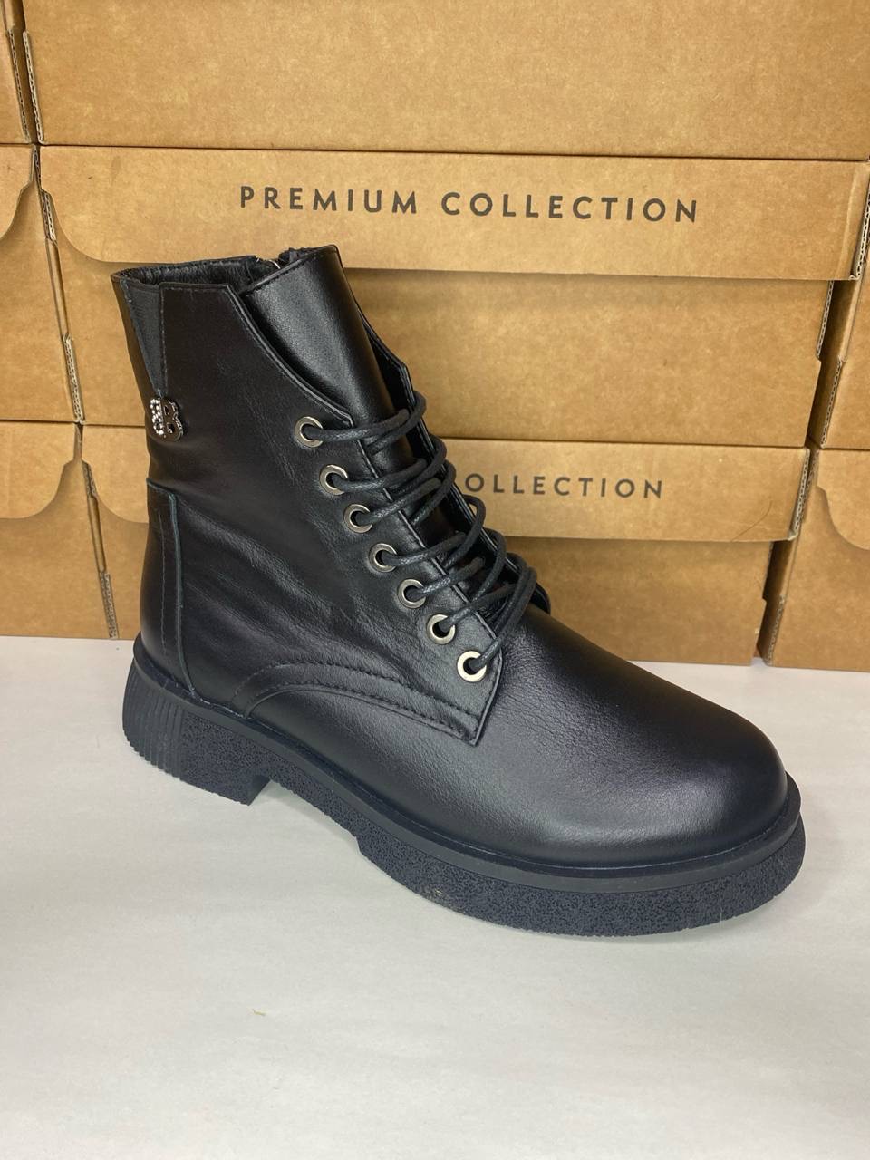 картинка Ботинки кожаные Benito от магазина Pratik