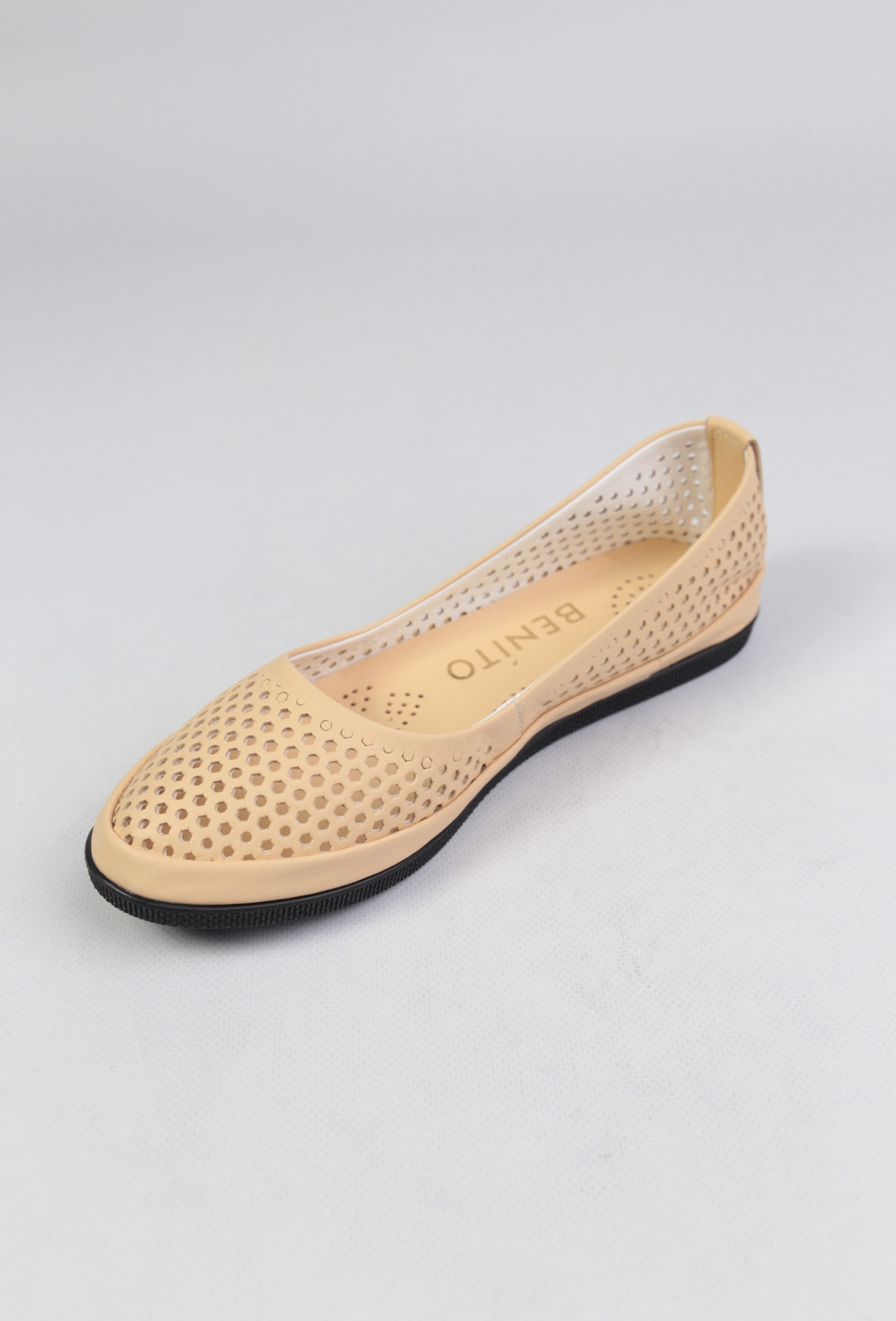 картинка Балетки кожаные Benito от магазина Pratik