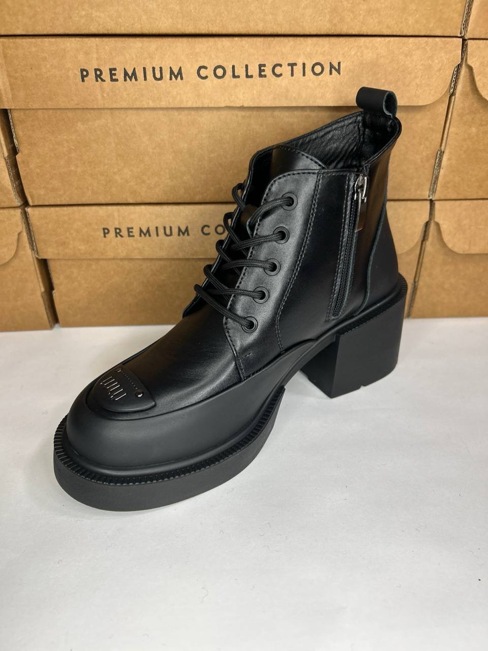 картинка Ботильоны кожаные Benito от магазина Pratik