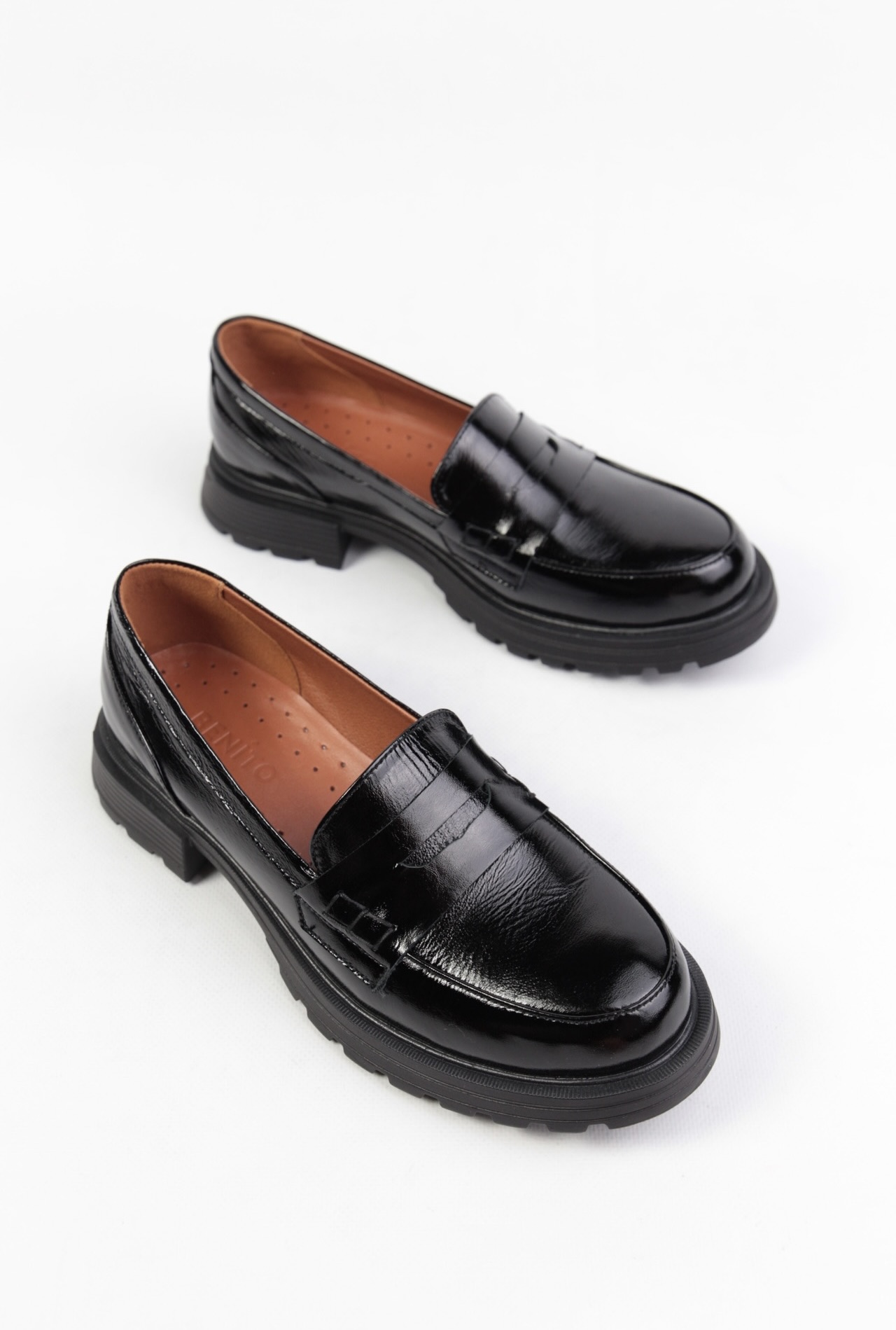 картинка Лоферы кожаные Benito от магазина Pratik