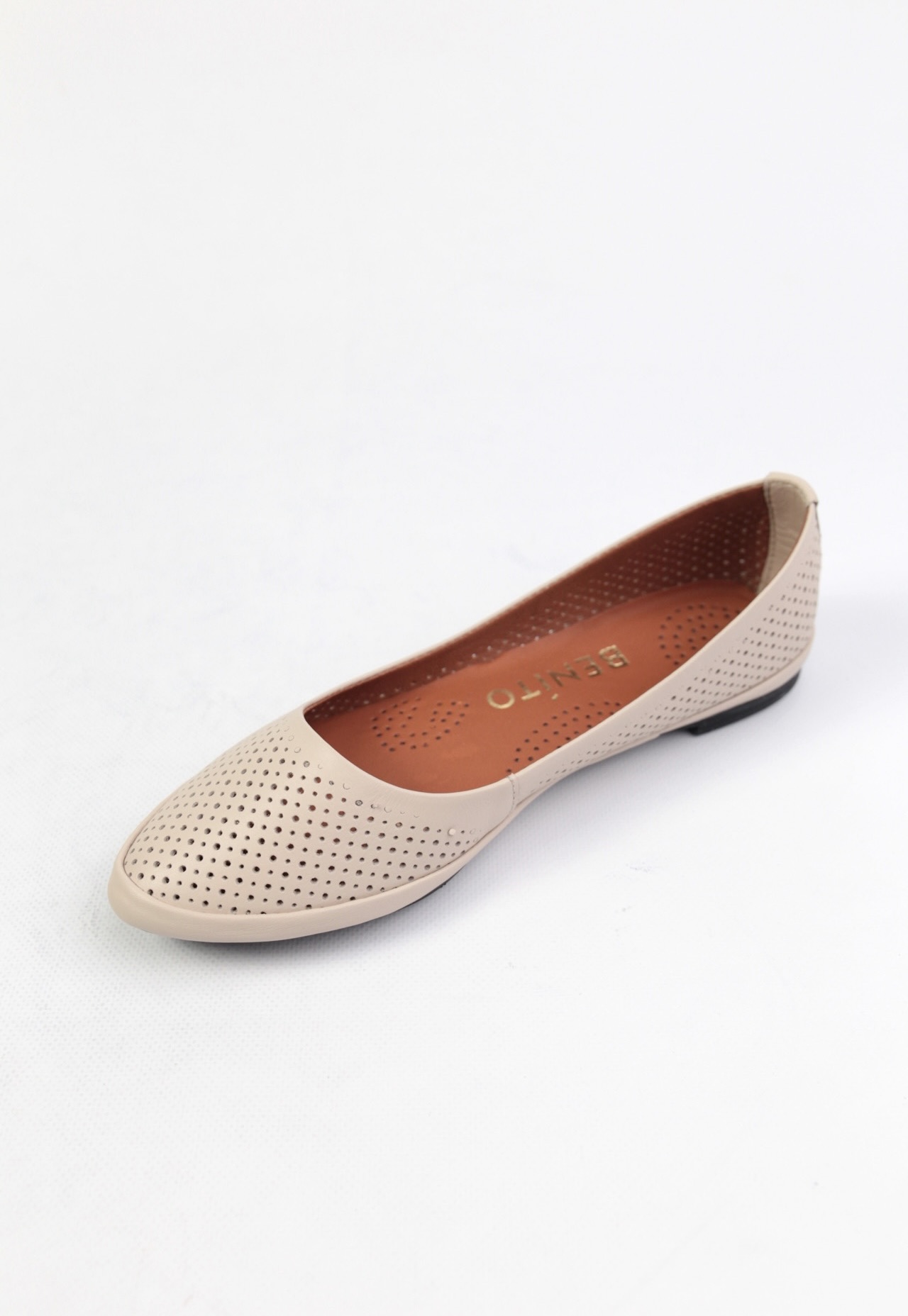 картинка Балетки кожаные Benito от магазина Pratik