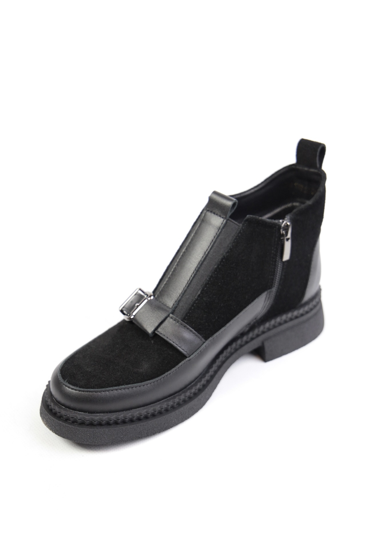 картинка Ботинки замшевые Benito от магазина Pratik