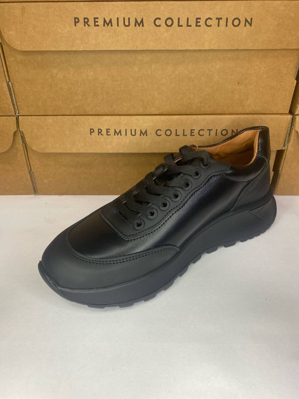 картинка Кроссовки кожаные Benito от магазина Pratik