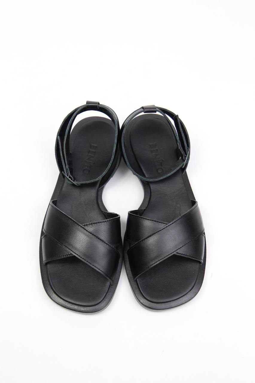 картинка Сандалии кожаные Benito от магазина Pratik