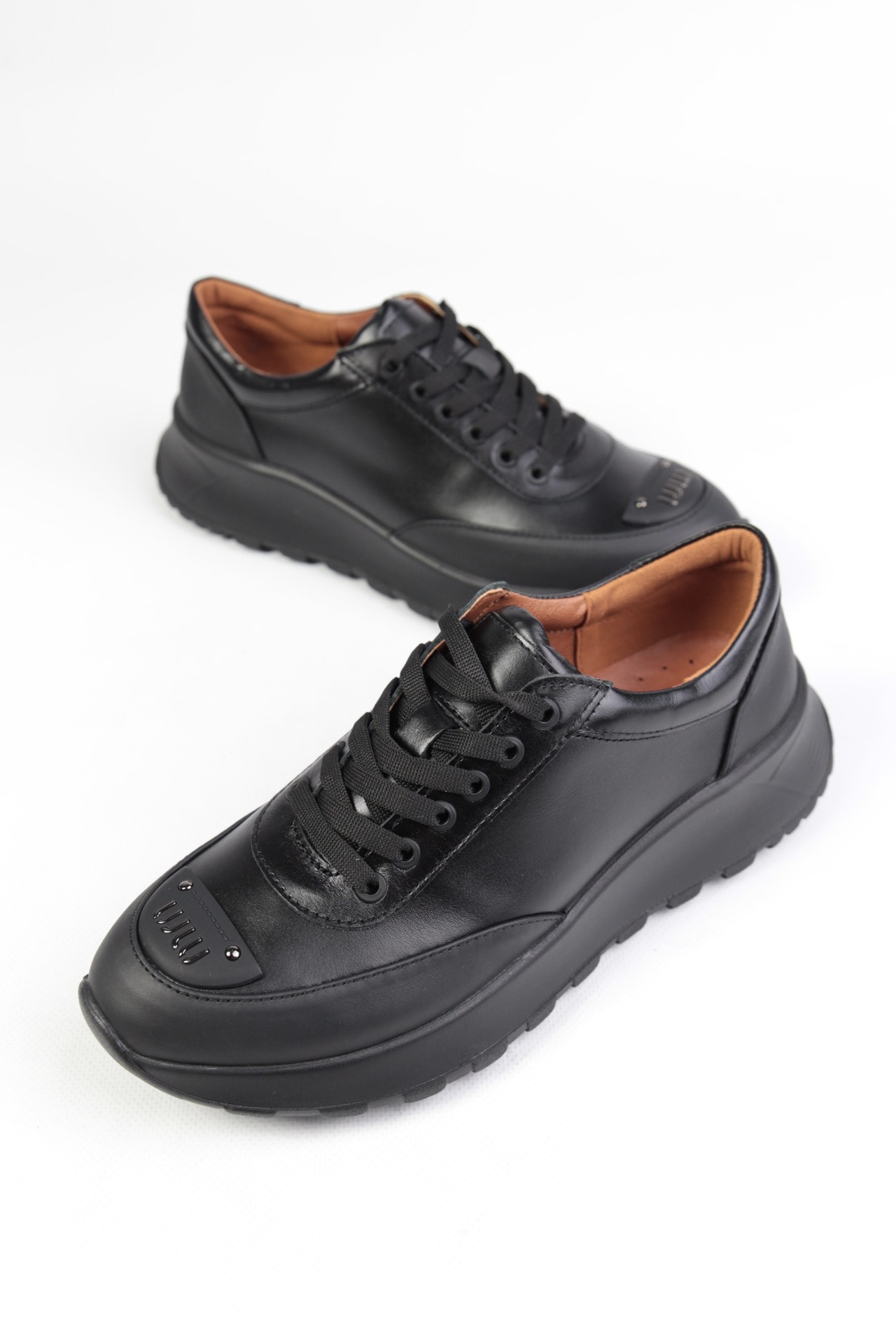 картинка Кроссовки кожаные Benito от магазина Pratik