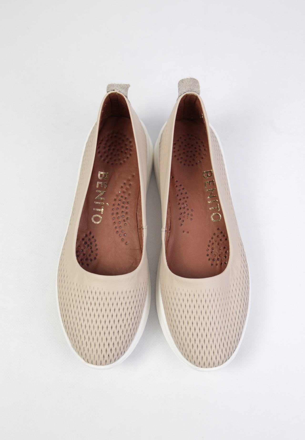 картинка Балетки кожаные Benito от магазина Pratik