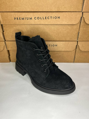 Ботинки замшевые Benito BE1041 new- фото 1 - интернет-магазин обуви Pratik