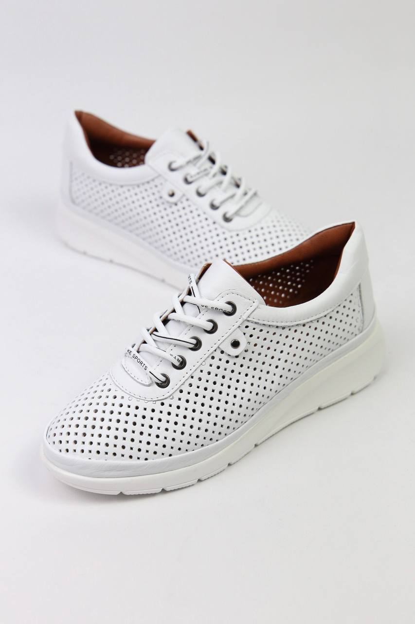 картинка Кроссовки кожаные Benito от магазина Pratik