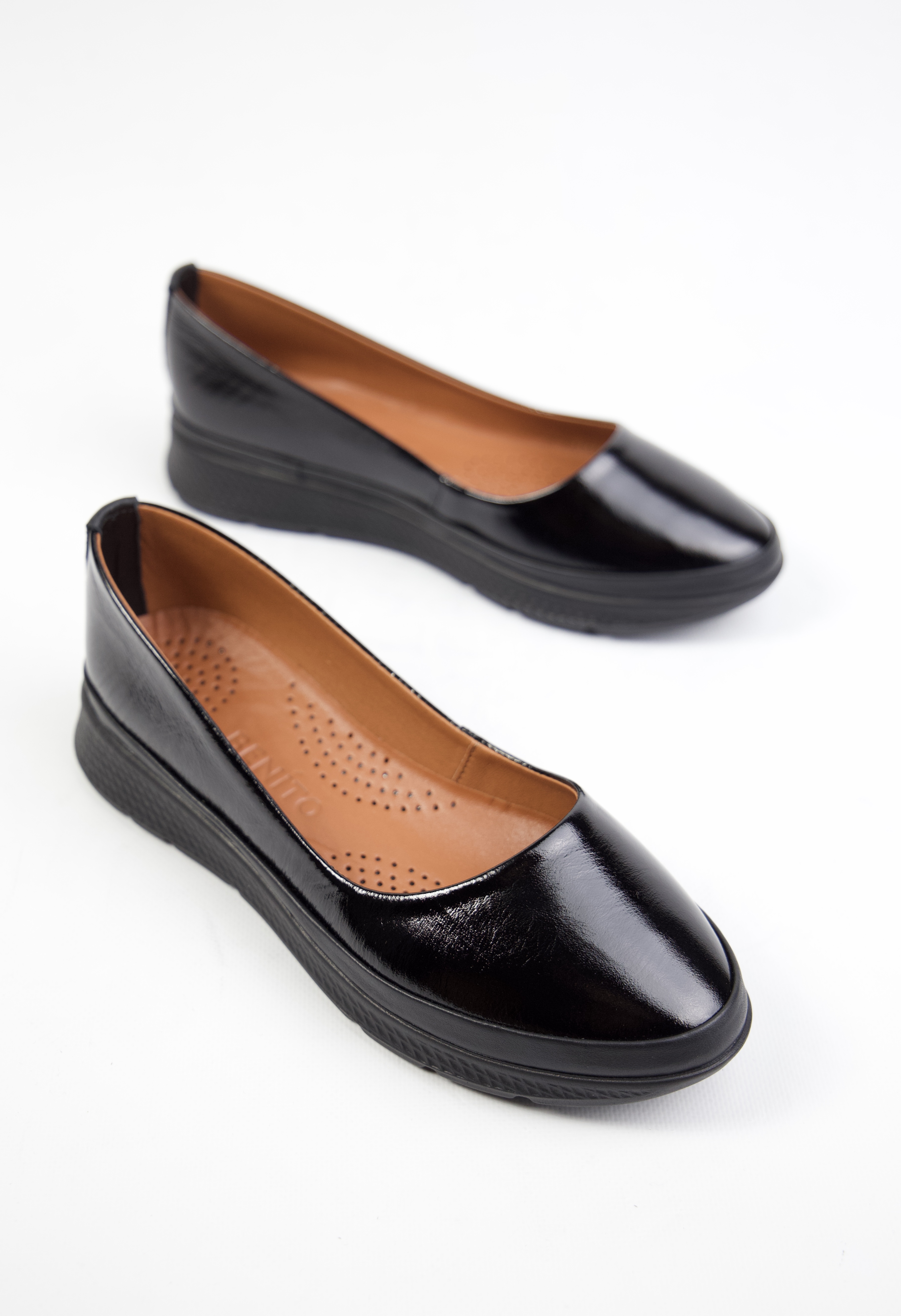 картинка Балетки кожаные Benito от магазина Pratik