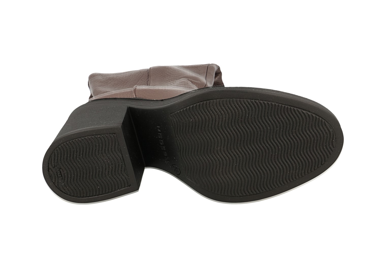 картинка Ботфорты кожаные Kluchini от магазина Pratik