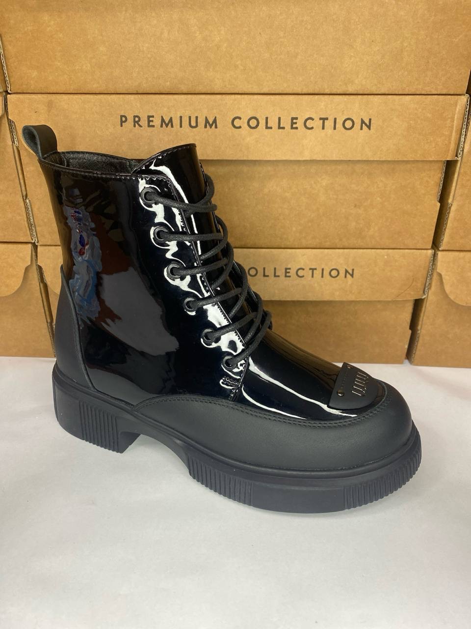 картинка Ботинки кожаные Benito от магазина Pratik