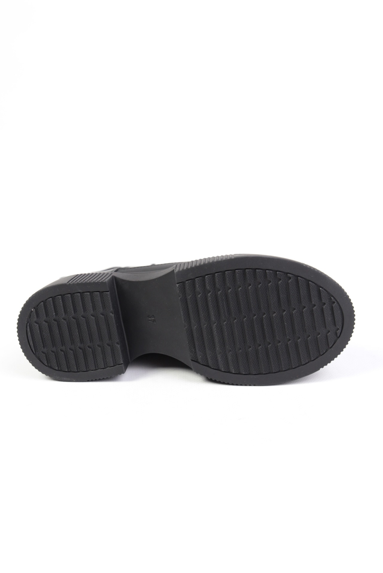 картинка Ботинки кожаные Benito от магазина Pratik