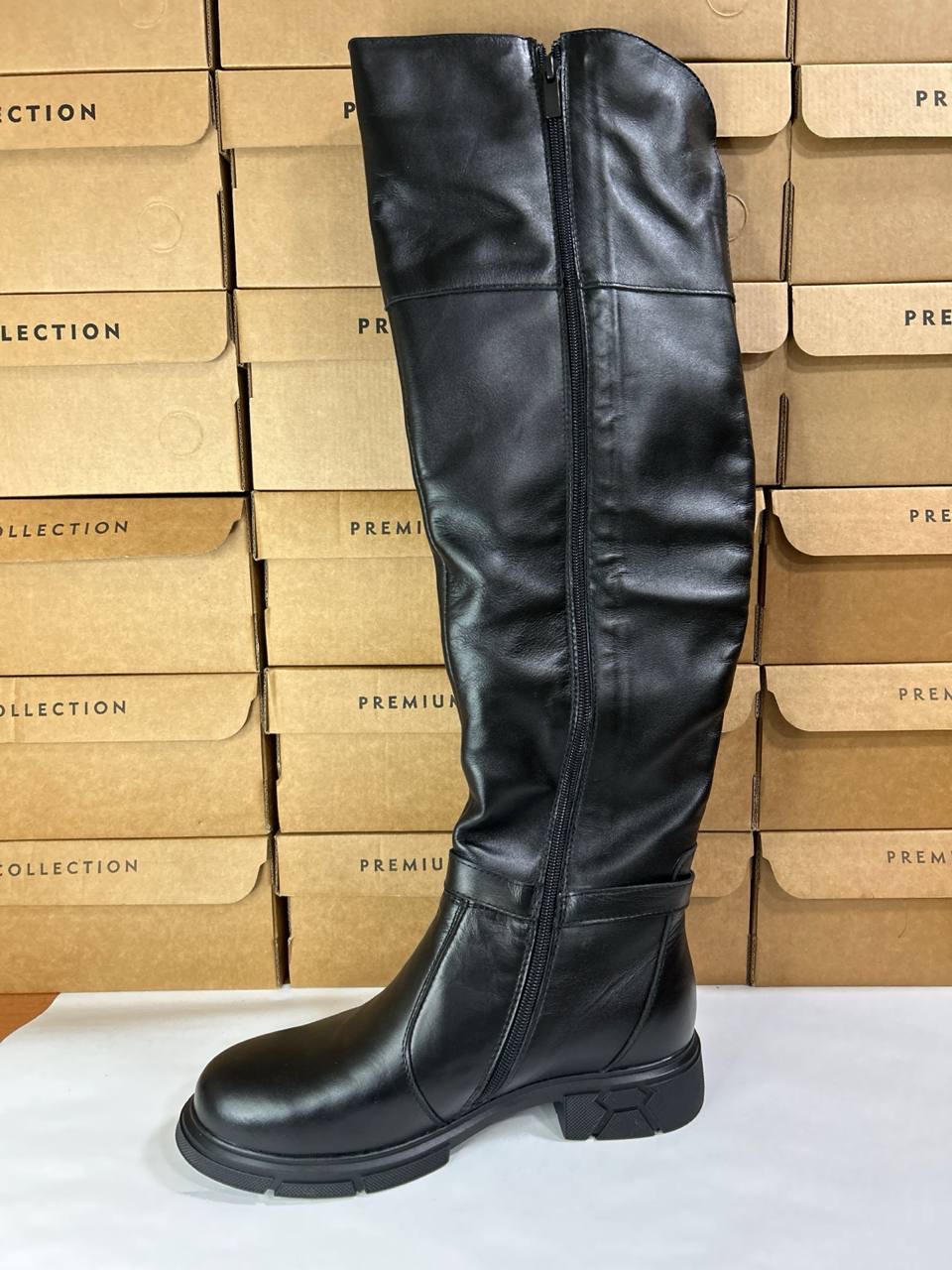 картинка Ботфорты кожаные Benito от магазина Pratik