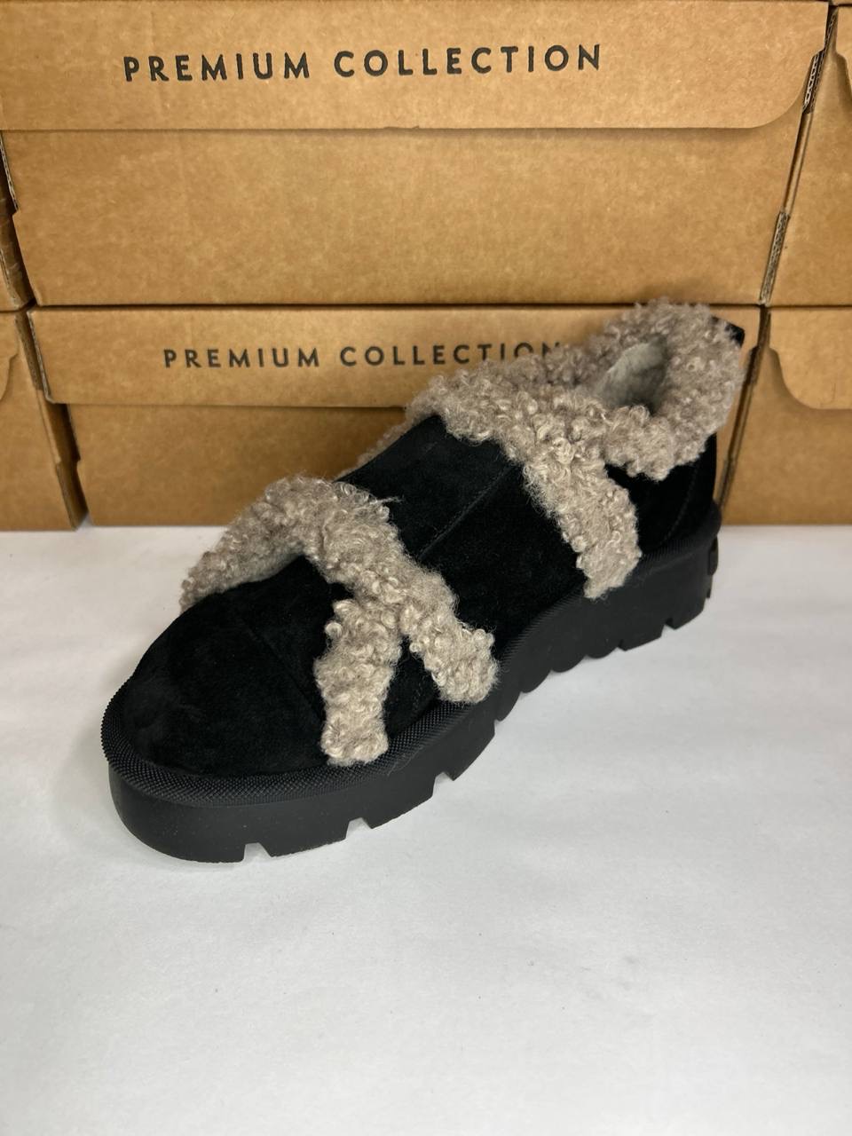 картинка Ботинки замшевые Benito от магазина Pratik