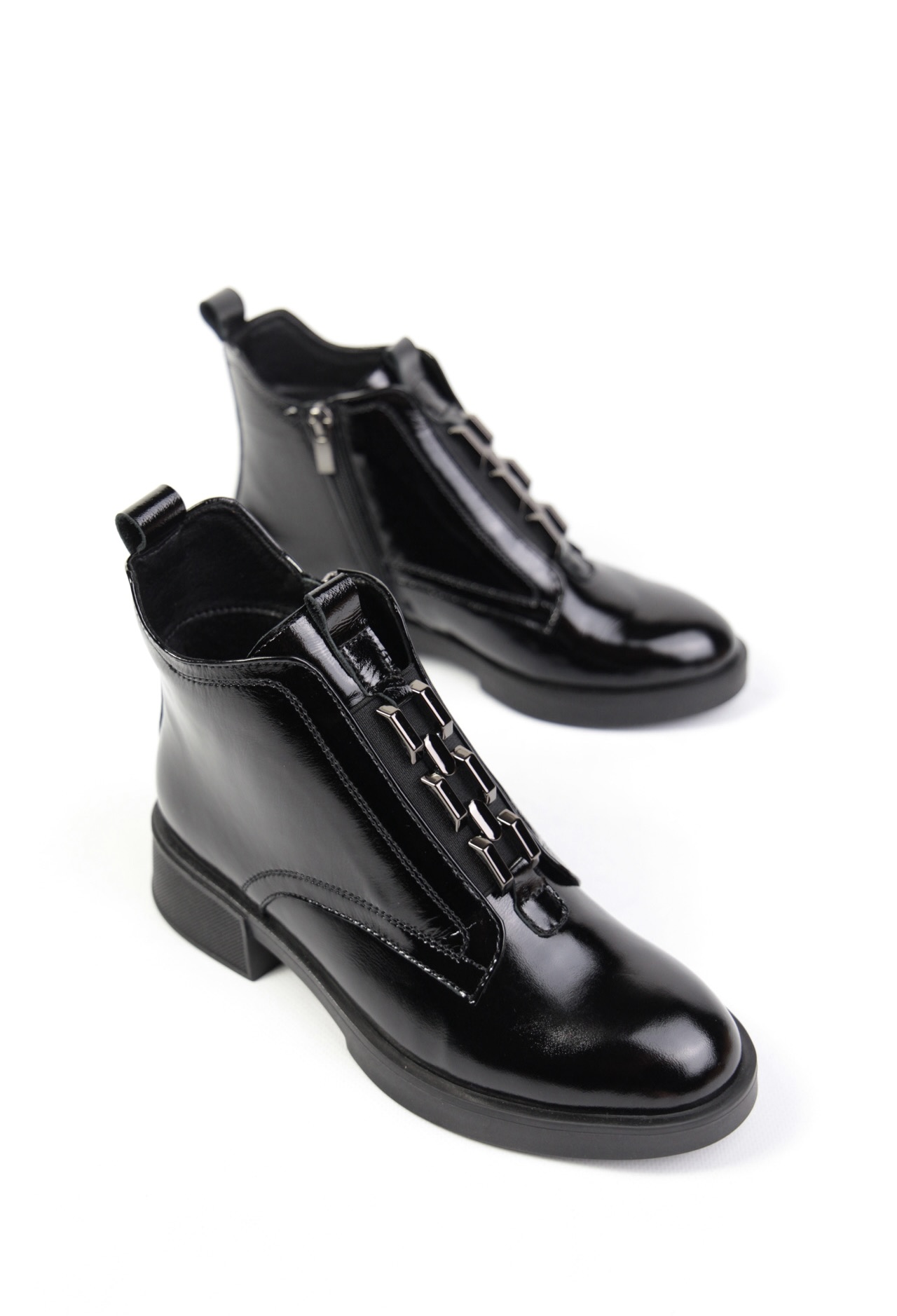 картинка Ботинки кожаные Benito от магазина Pratik