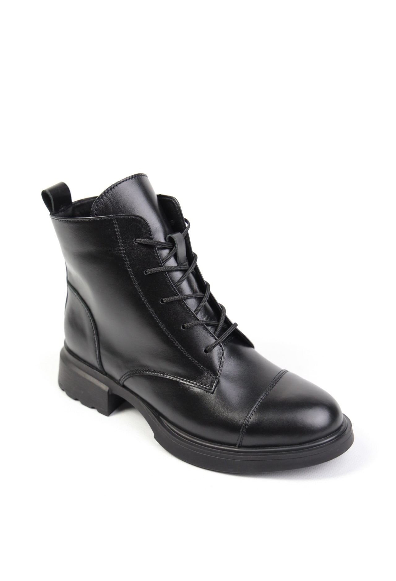 картинка Ботинки кожаные Benito от магазина Pratik