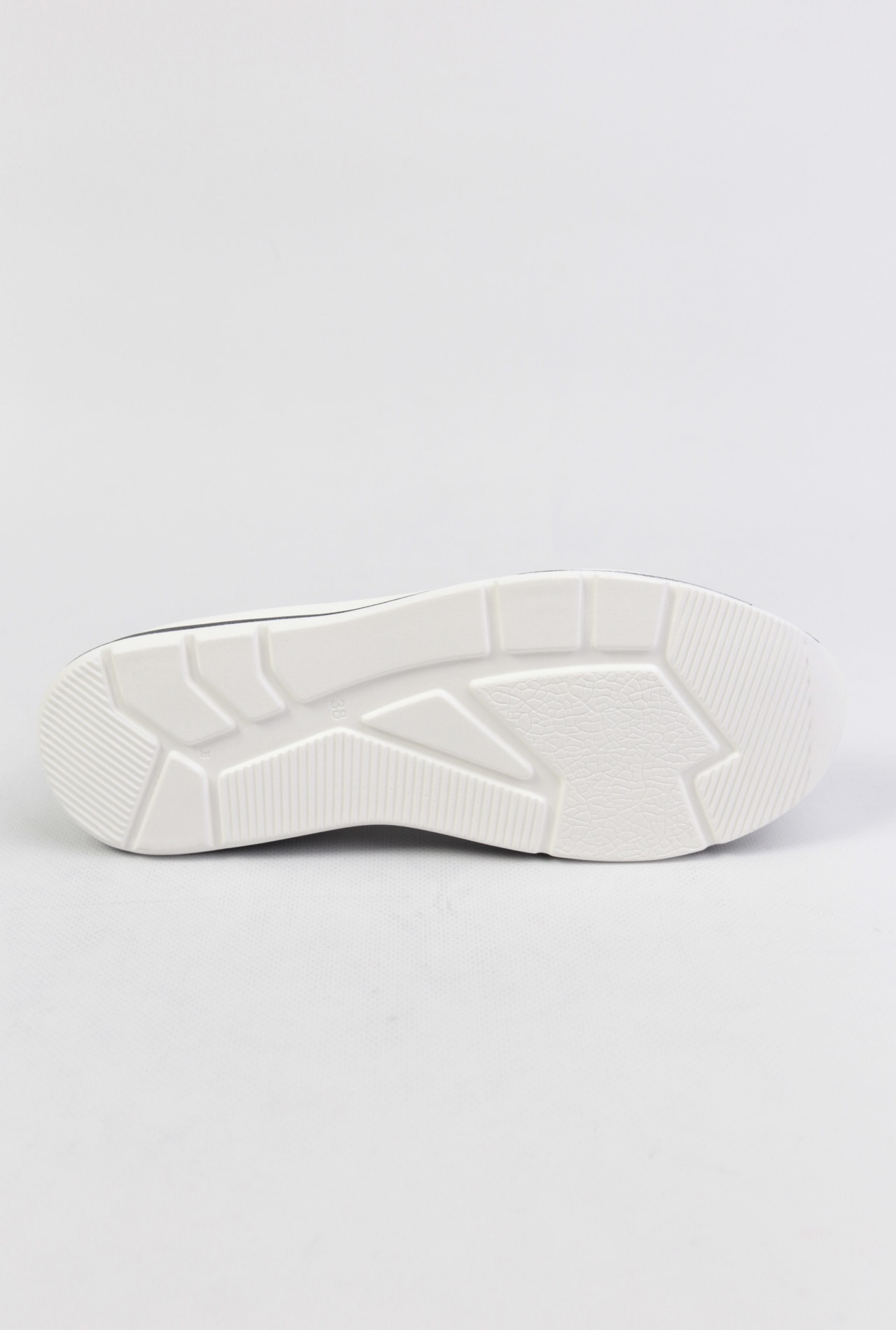 картинка Слипоны кожаные Benito от магазина Pratik