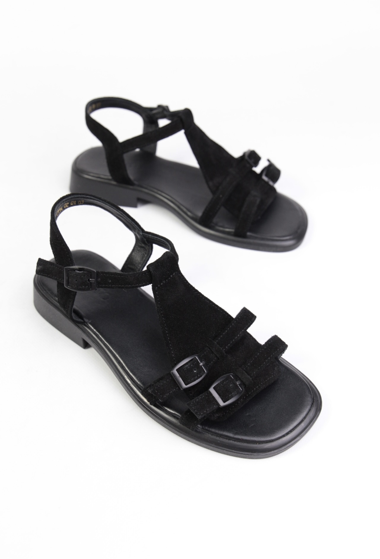 картинка Сандалии замшевые Benito от магазина Pratik