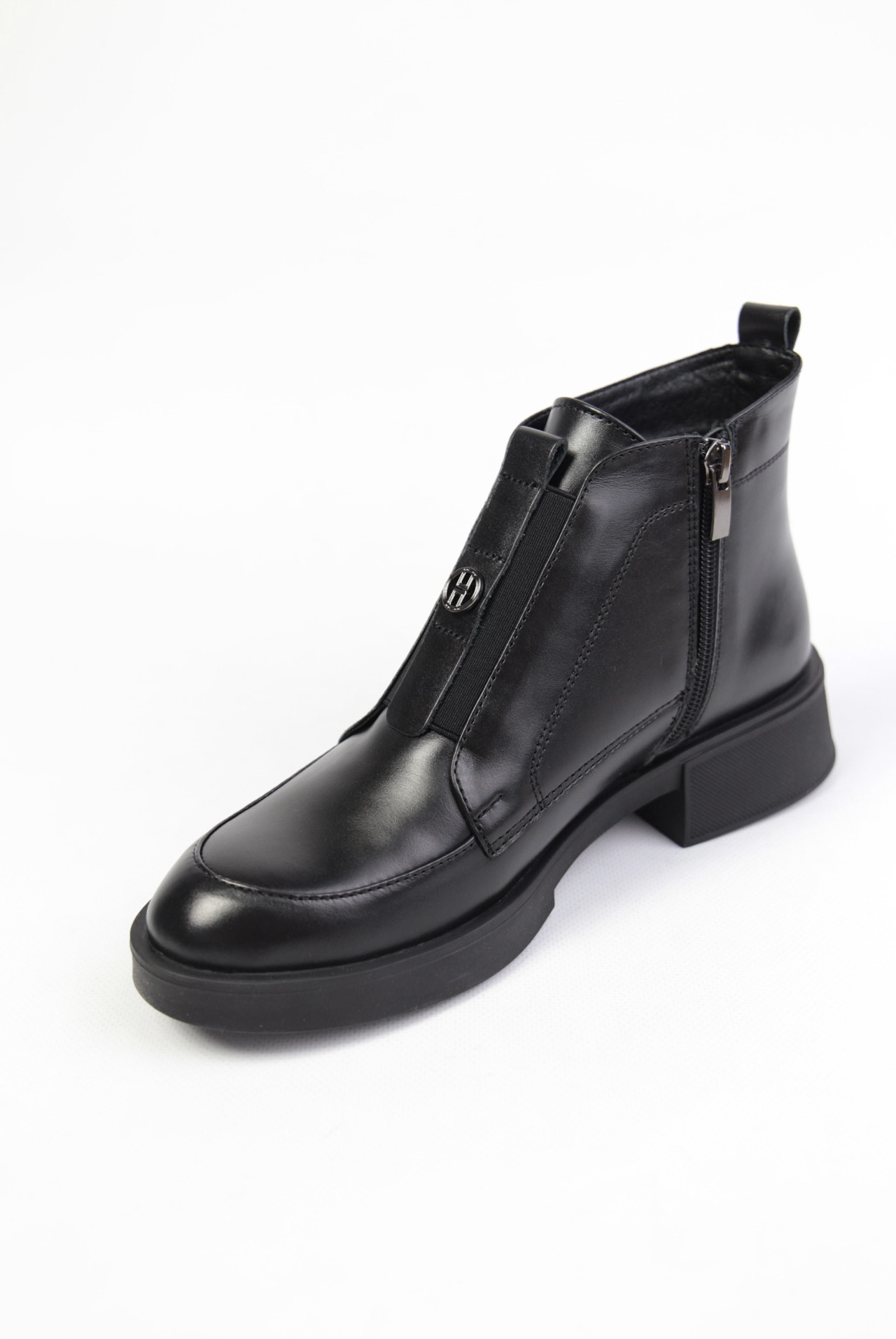 картинка Ботинки кожаные Benito от магазина Pratik