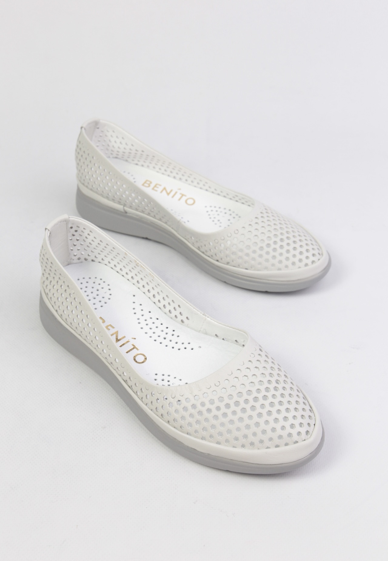 картинка Балетки кожаные Benito от магазина Pratik