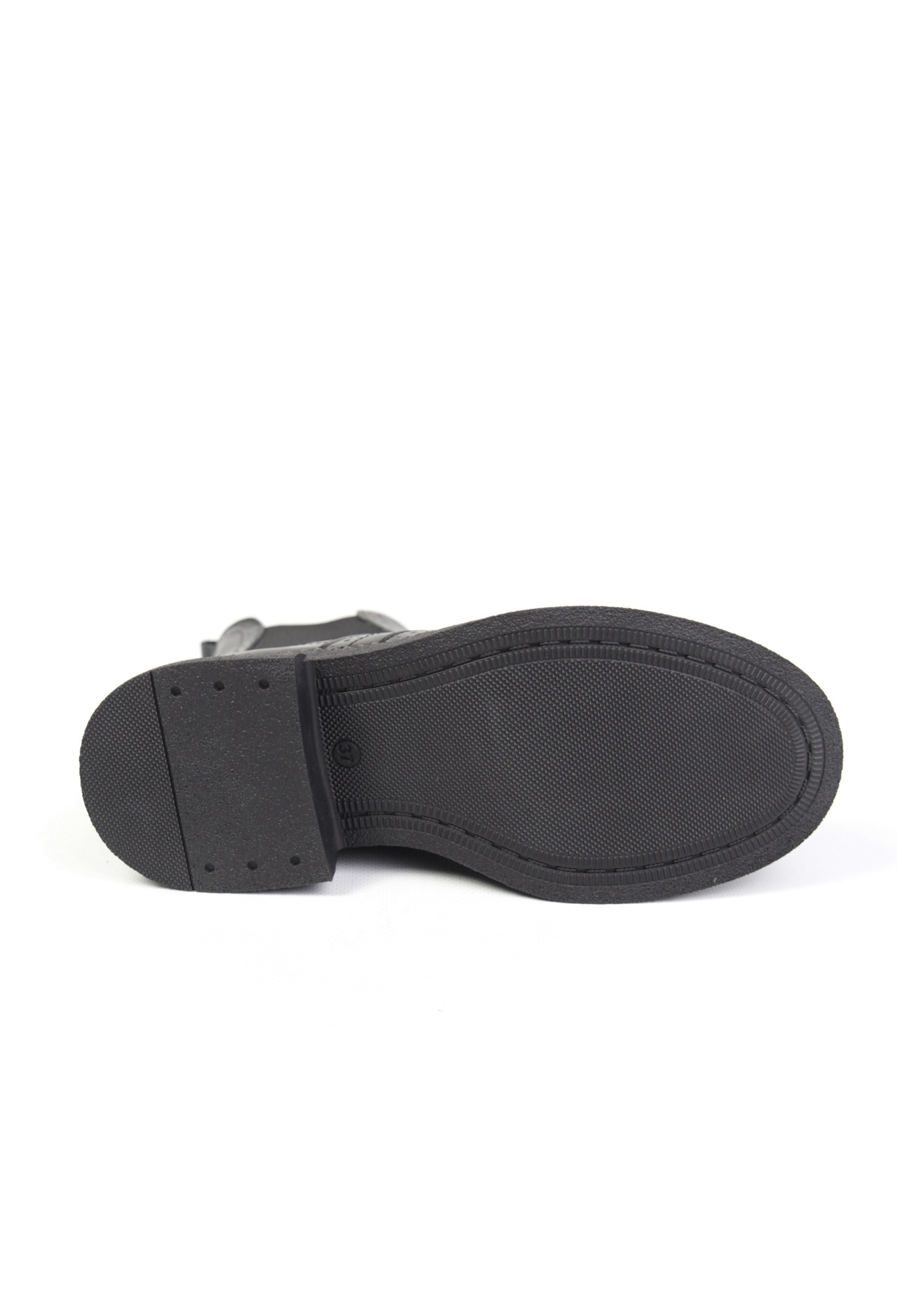 картинка Ботинки кожаные Benito от магазина Pratik