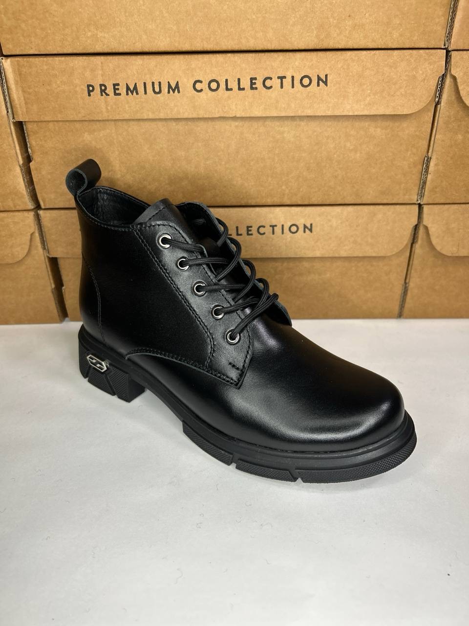 картинка Ботинки кожаные Benito от магазина Pratik