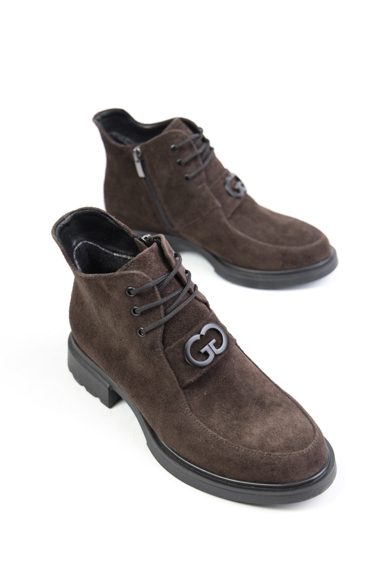 картинка Ботинки замшевые Benito от магазина Pratik