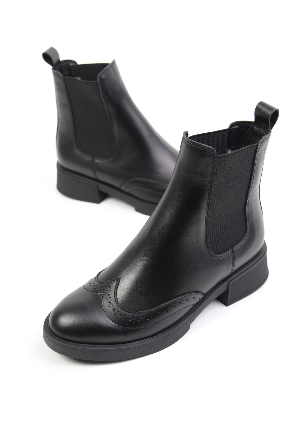 картинка Ботинки кожаные Benito от магазина Pratik