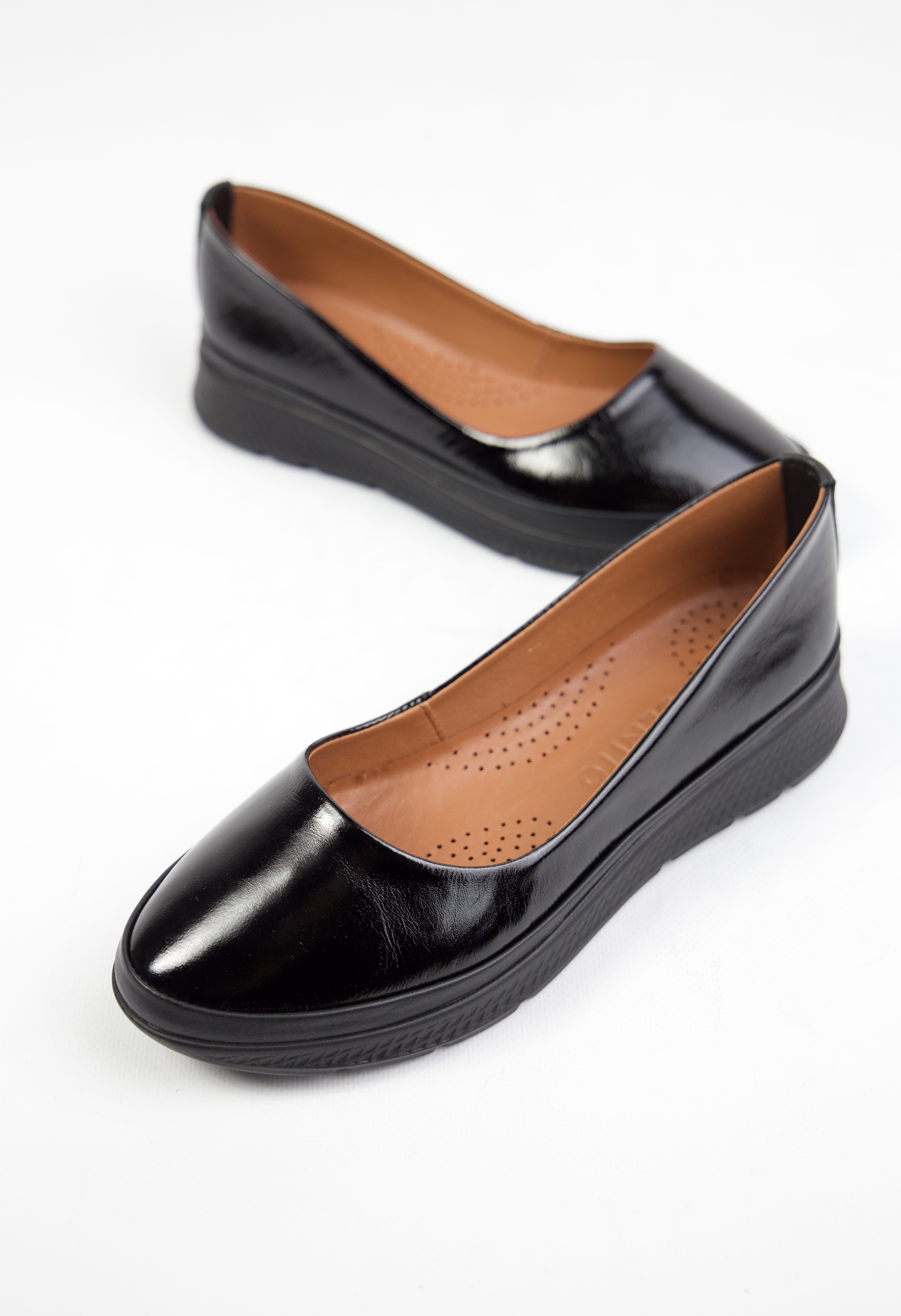 картинка Балетки кожаные Benito от магазина Pratik